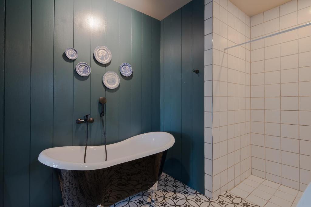 Blu Monkey Boutique Phuket Town - Resim 18