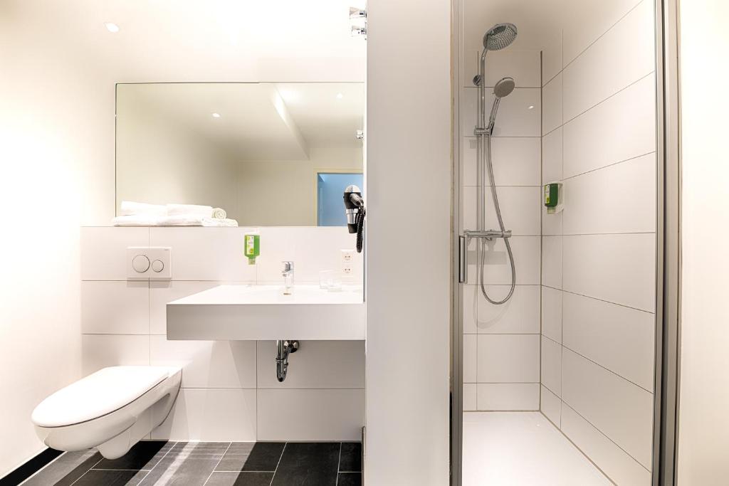 ACHAT Hotel Stuttgart Zuffenhausen - Resim 10