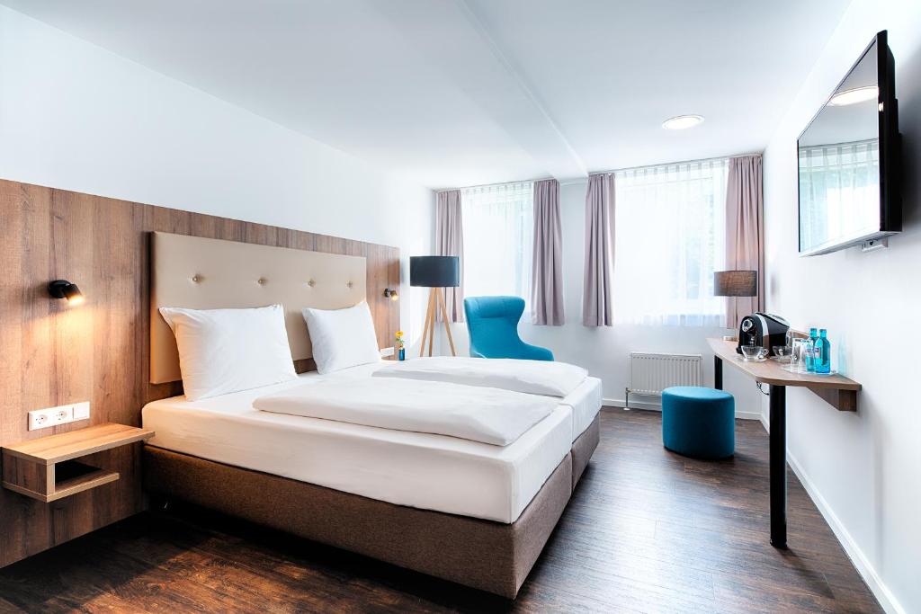 ACHAT Hotel Stuttgart Zuffenhausen - Resim 8