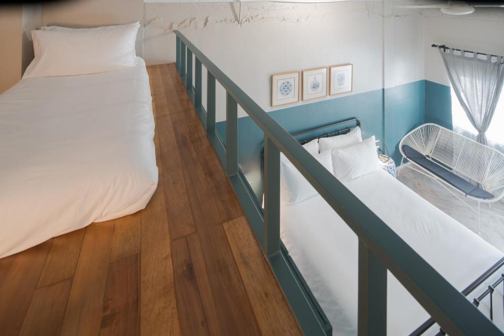 Blu Monkey Boutique Phuket Town - Resim 9