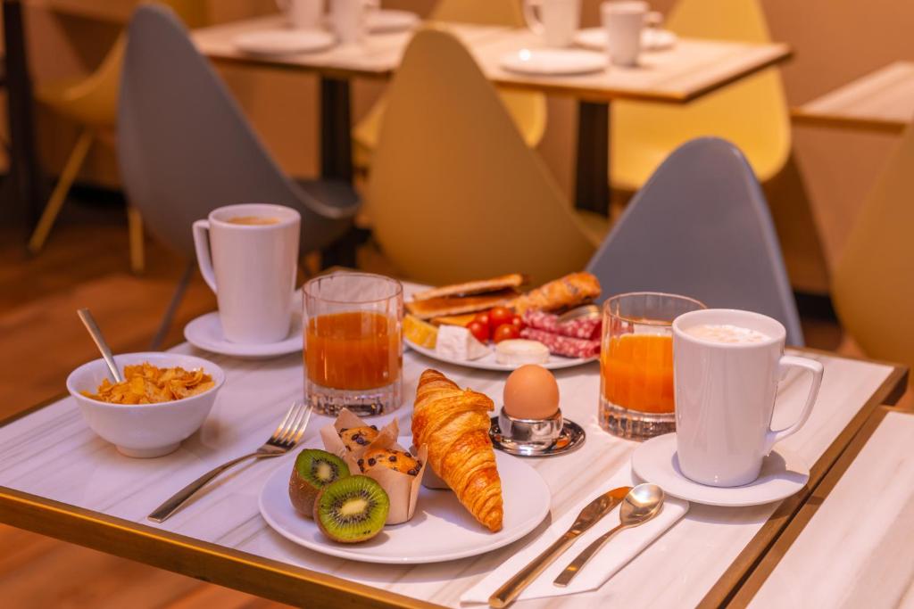 Golden Tulip Opera de Noailles - Resim 21