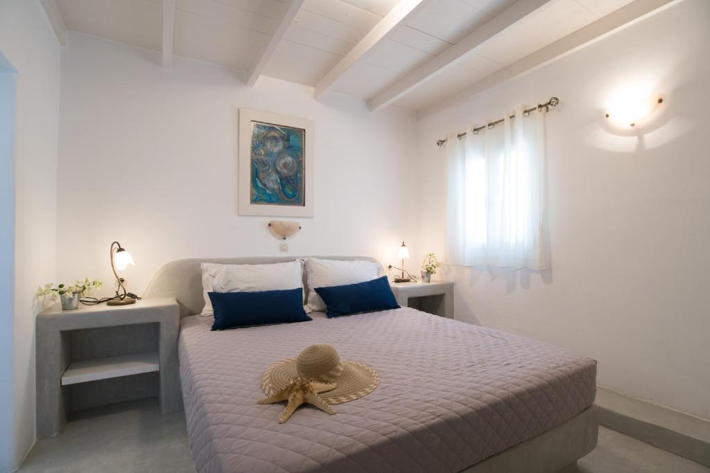 Gallery image of Krotiri Bay -adults only in Parikia