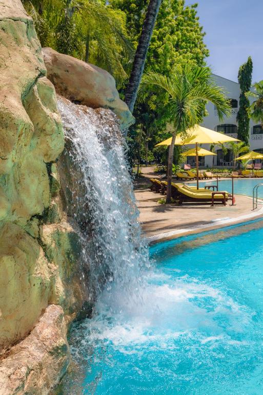 Bazén v ubytování Sarova Whitesands Beach Resort & Spa nebo v jeho okolí