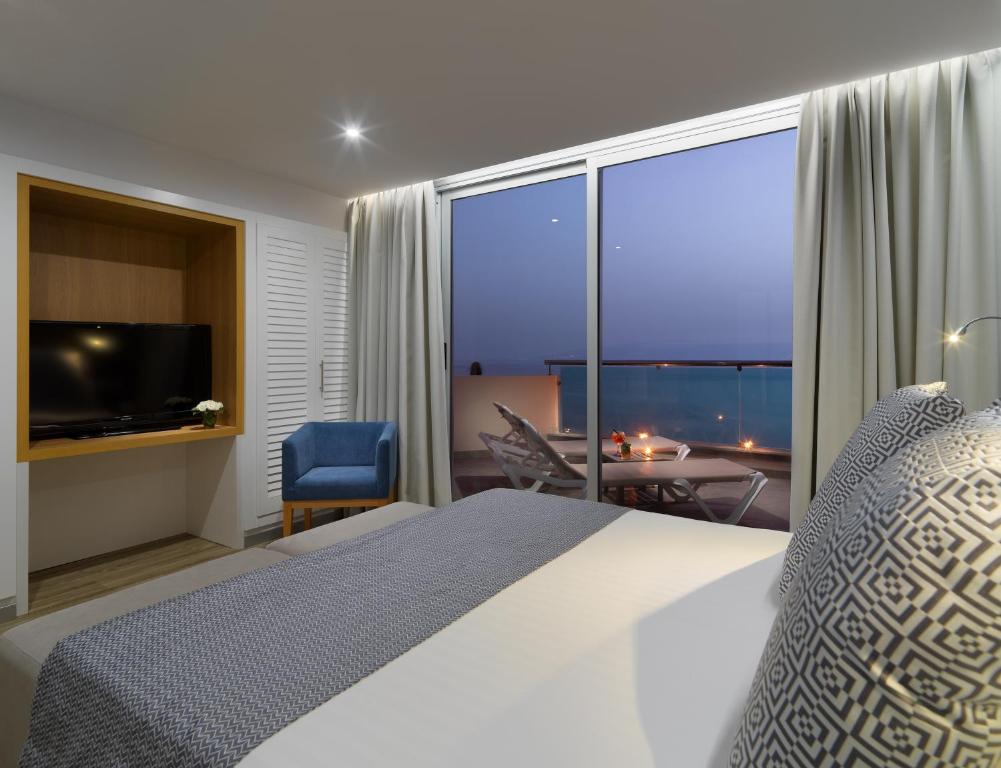 Royal Sun Resort - Appartement De Luxe De Deux Chambres Vue Sur La Mer