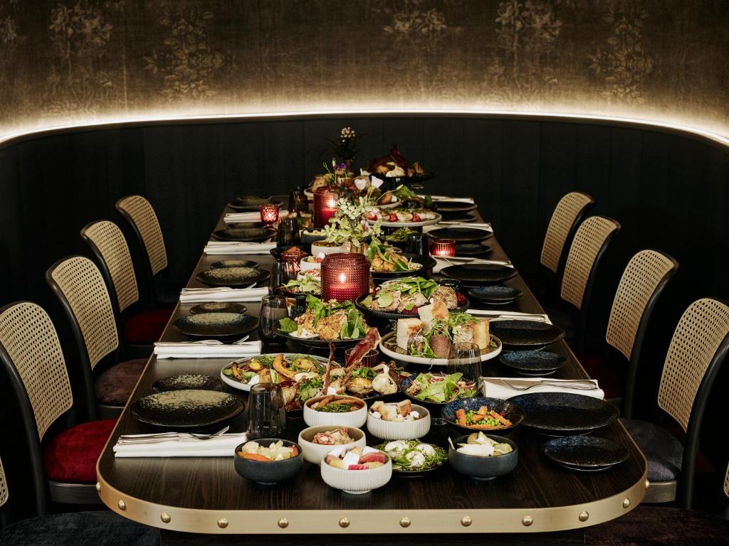 Steigenberger Hotel Herrenhof - Resim 21