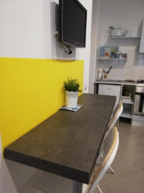 Kuchnia lub aneks kuchenny w obiekcie DIVAS appartamento