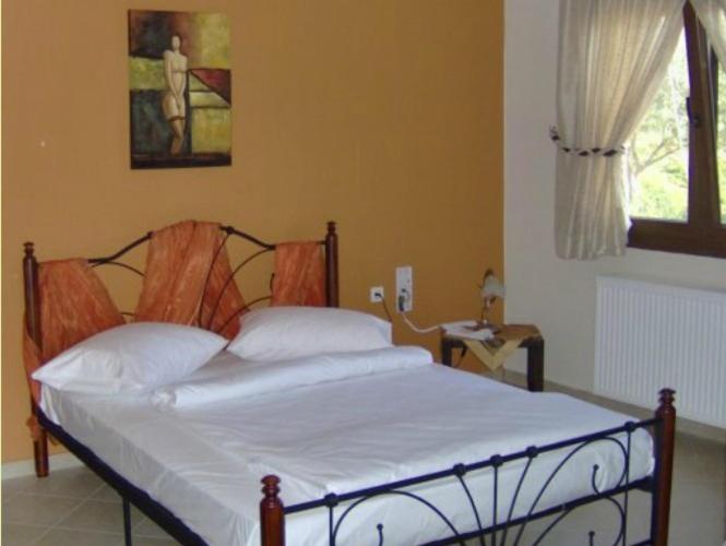 Travel Proud Guesthouse To Fragma - Tweepersoonskamer