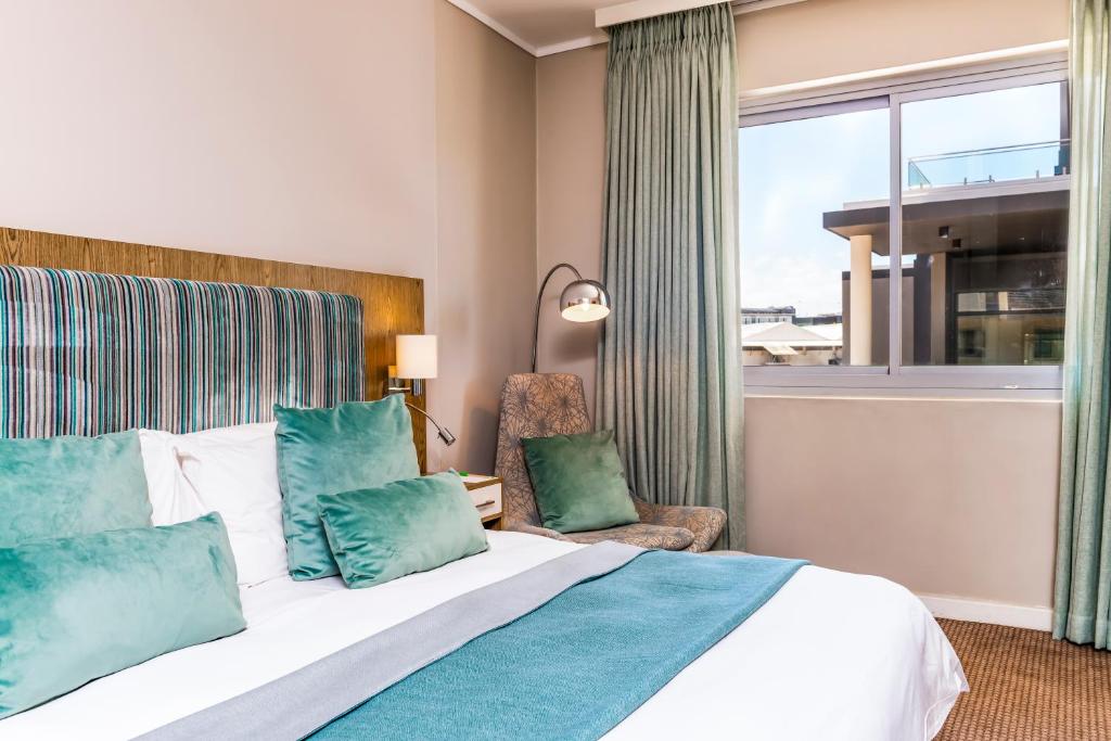 aha Harbour Bridge Hotel & Suites - 