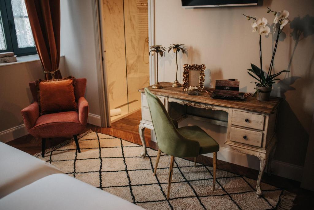 1930 Boutique Hotel - 4