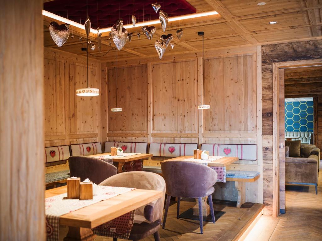 Posezení v ubytování Boutiquehotel Blaue Burg Falkenstein