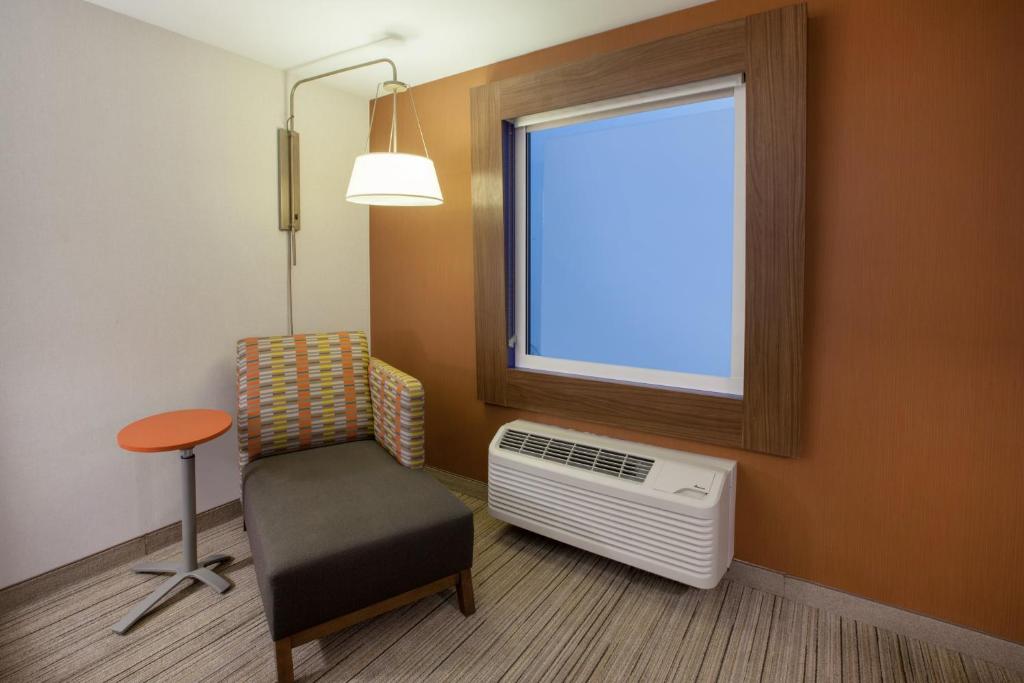 Posezení v ubytování Holiday Inn Express Atlanta W (I-20) Douglasville by IHG