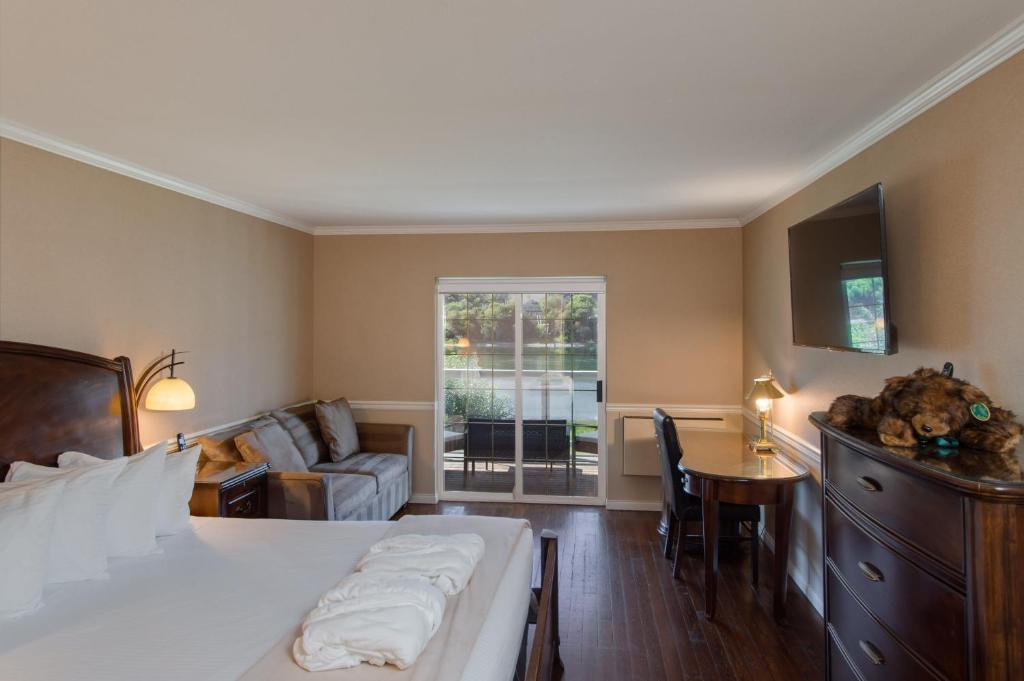 South Thompson Inn & Conference Centre - Resim 14