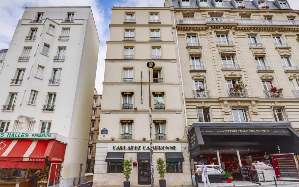 Carladez Cambronne - Resim 6