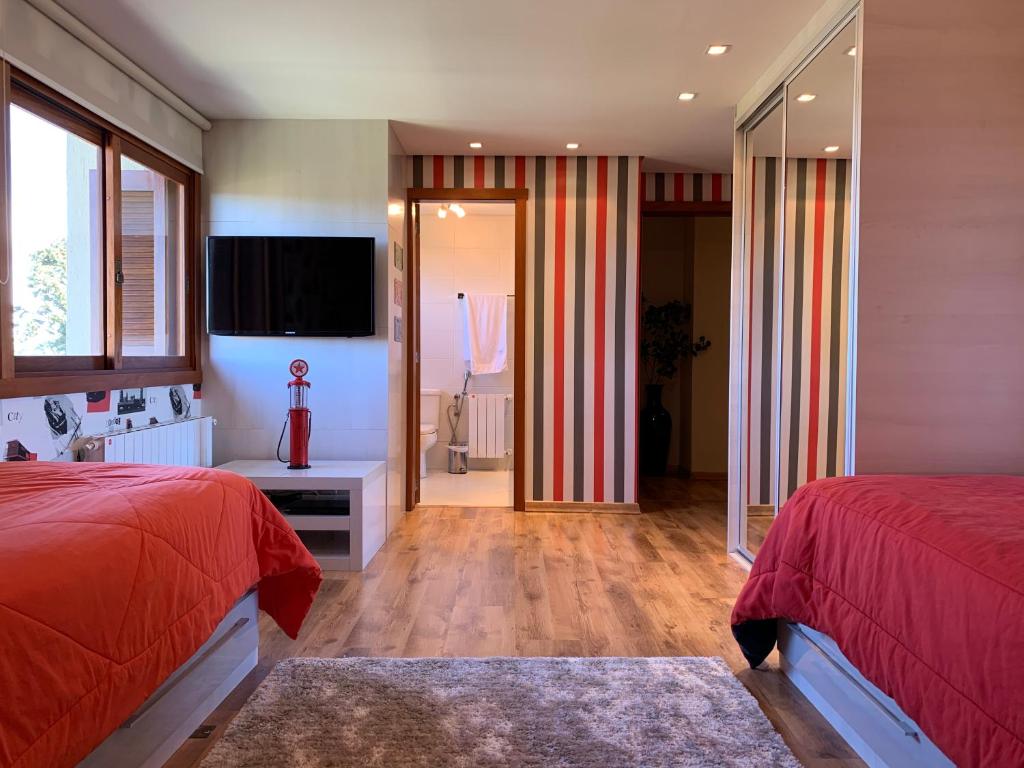 Vale das Hortênsias - Apto Gramado 300 metros Rua Coberta  Vale das Hortênsias - Apto Gramado 300 metros Rua Coberta