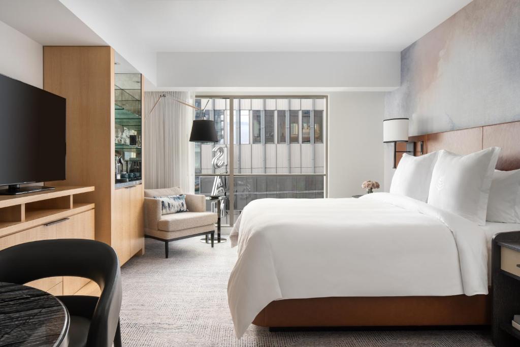 Four Seasons Hotel Seattle photo 2