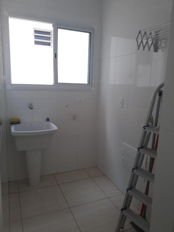  ÓTIMO APARTAMENTO NOVO COM INTERNET Wi Fi !!!