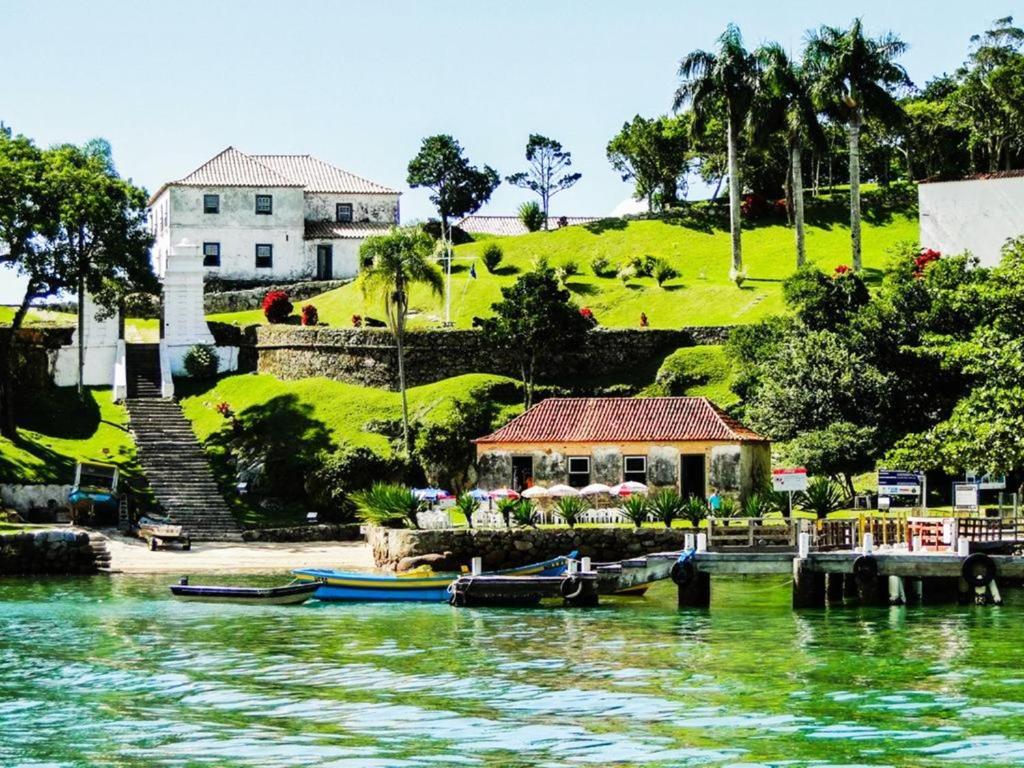  Apart Hotel Roberto Monteiro