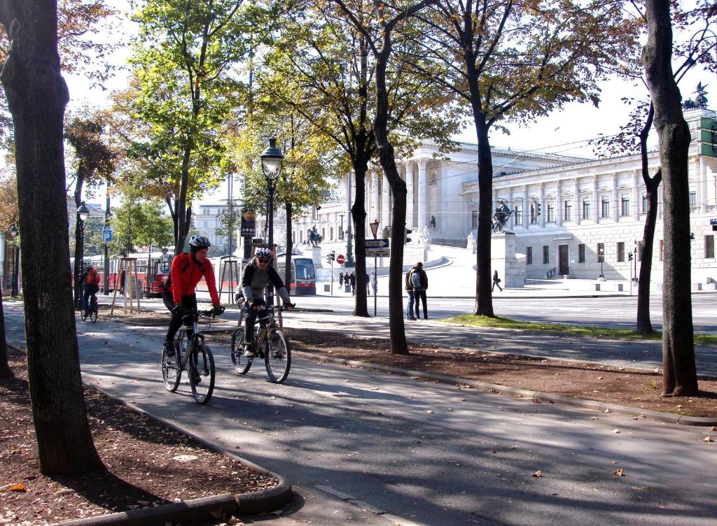 Pension Liechtenstein tesisinde veya etrafında bisiklete binme