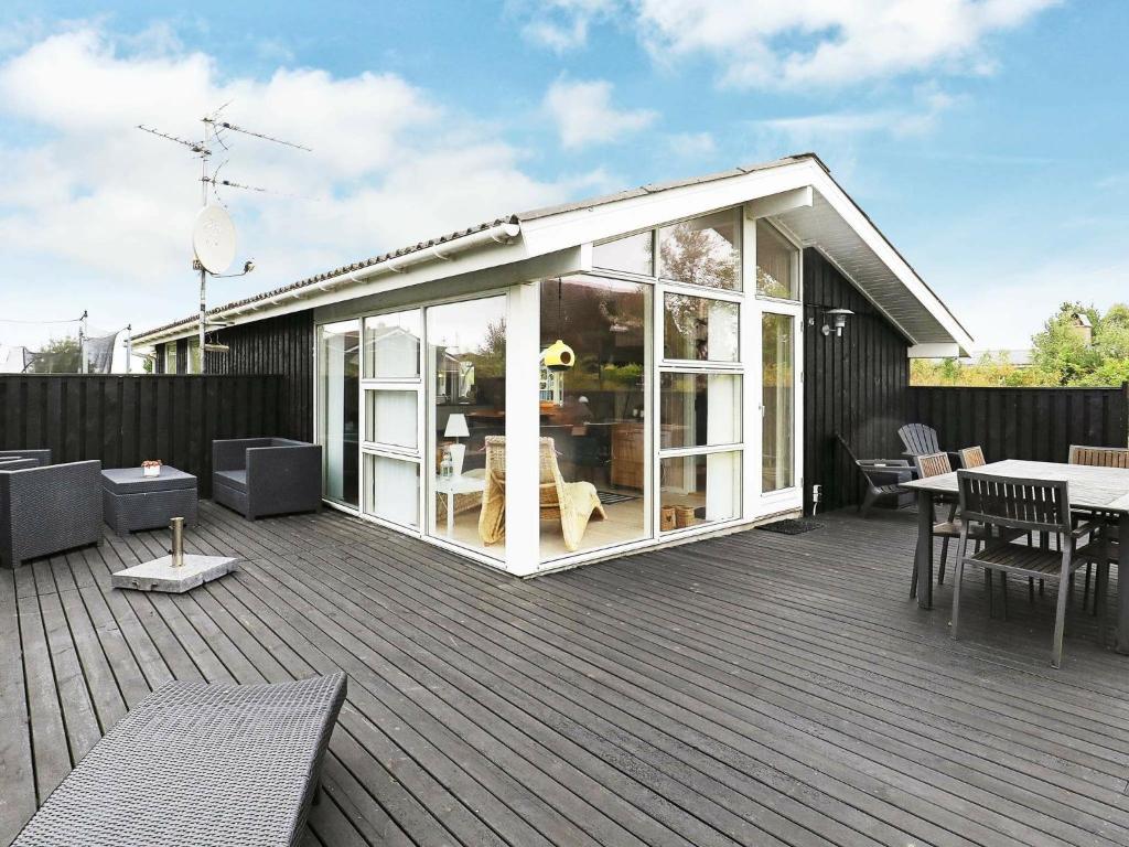En balkon eller terrasse på 6 person holiday home in Frederikshavn