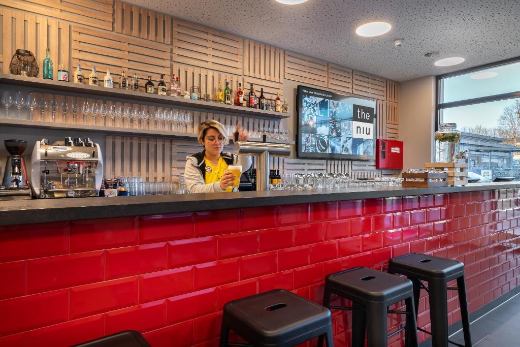 Holiday Inn - the niu, Keg Hamburg Ost by IHG - Resim 16