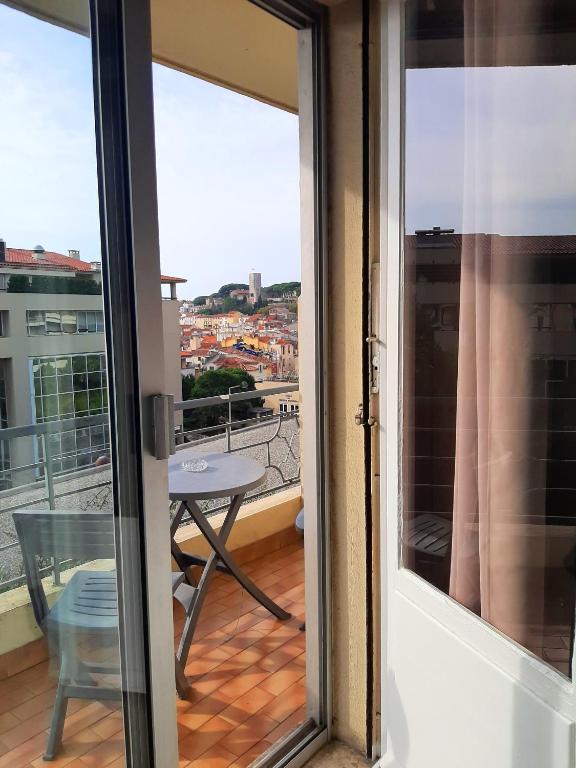 Hôtel Bellevue Cannes - Resim 44