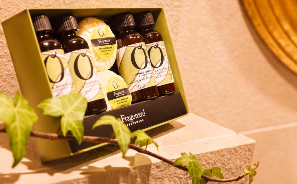 Living History (adults only) - 19