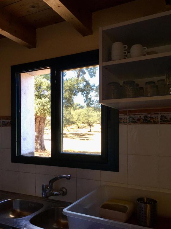 Kuchyňa alebo kuchynka v ubytovaní Casa Rural Monterrey Aroche