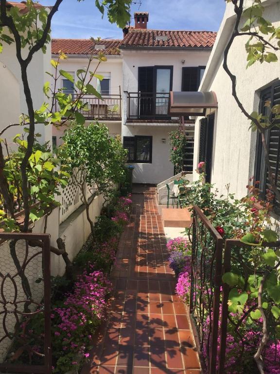 Zahrada ubytování Apartments Poreč beach area Simo