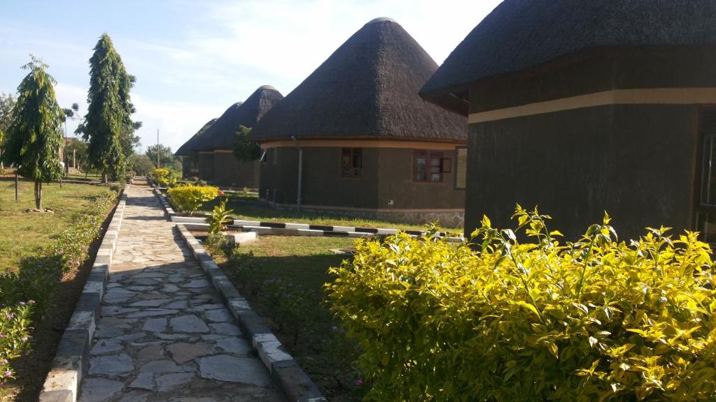 Parkside Safari Lodge, Pakwach East – Updated 2024 Prices