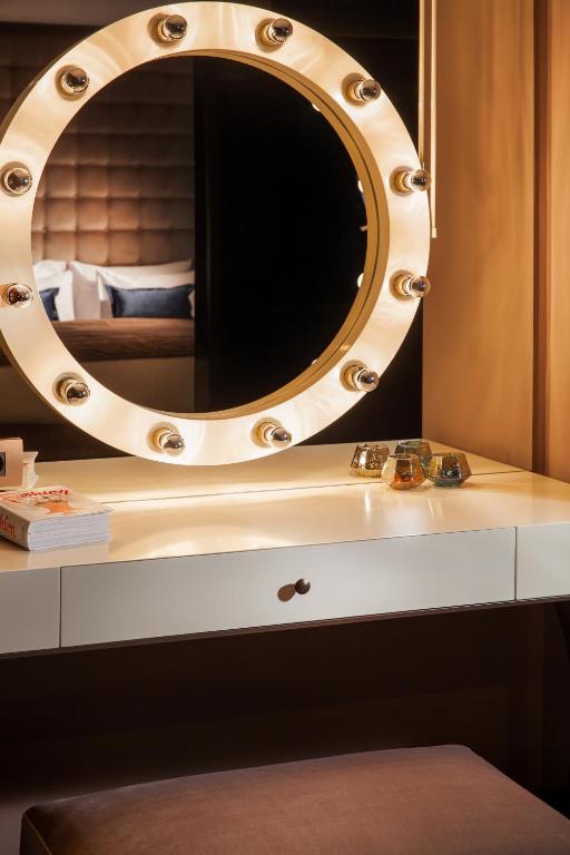 SAINT TEN Boutique Hotel, Small Luxury Hotels - Resim 27