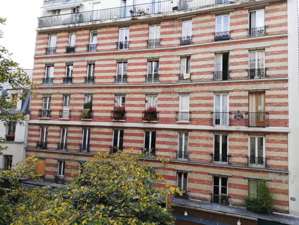 Paris studio. Paris studio