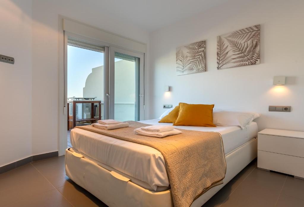 El Atico de la REINA by Cadiz4Rentals, Cádiz – Updated 2022 ...