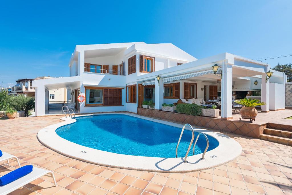 VILLA DE LUJO GARRI-DO EN MALLORCA, Portocolom – Updated 2022 ...