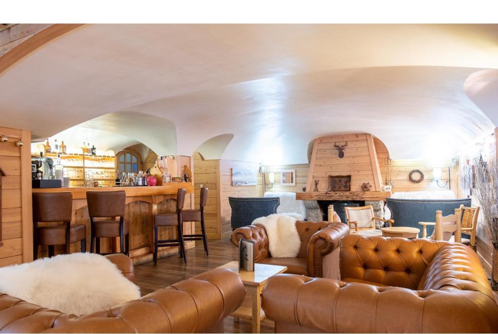 Posezení v ubytování Hôtel La Montagne