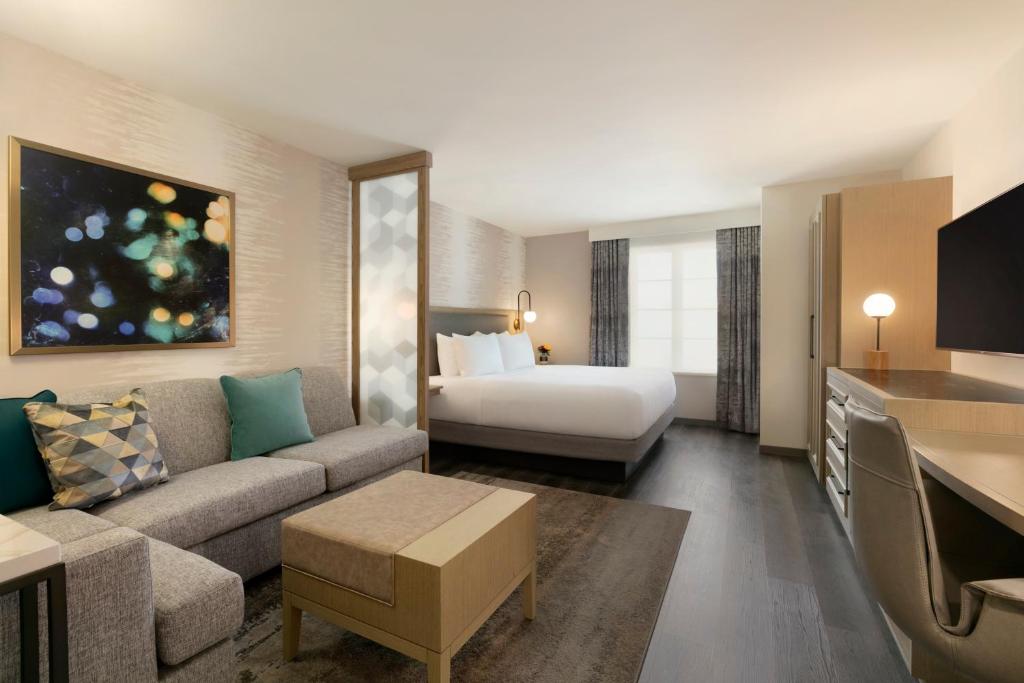 Hyatt Place Santa Barbara photo