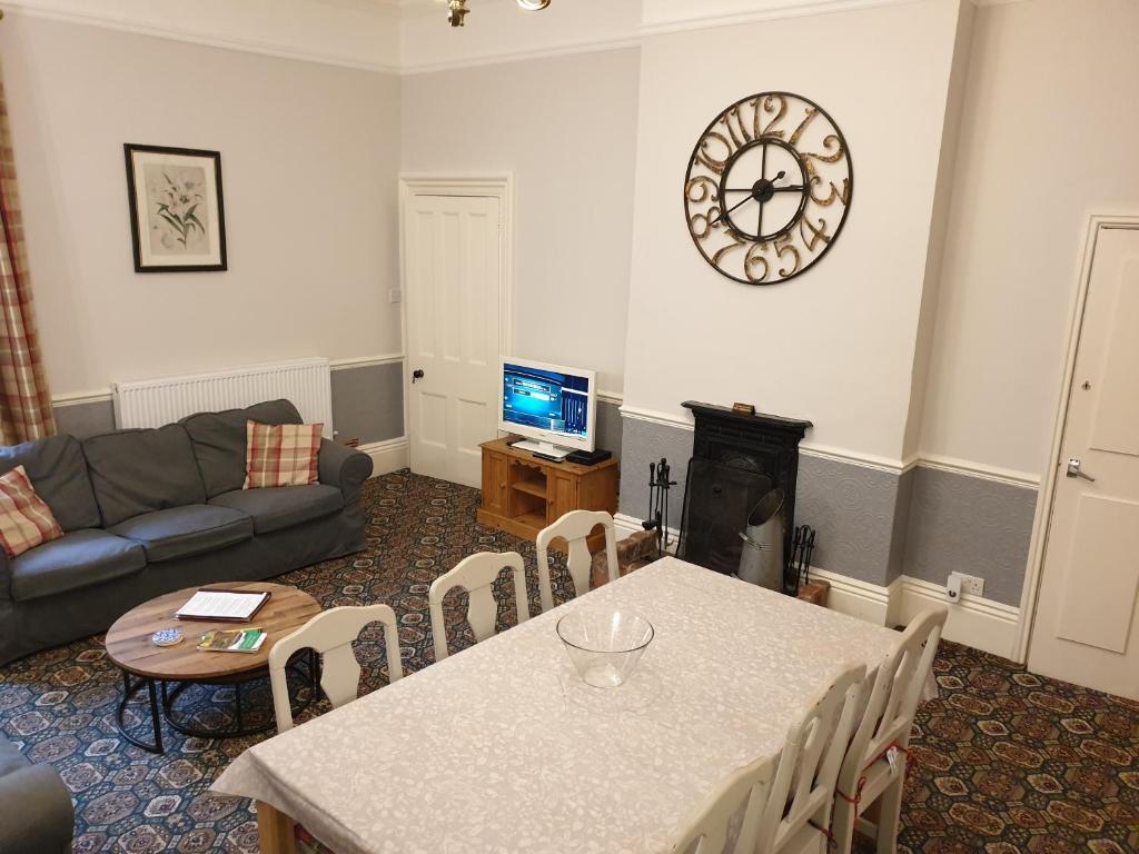 Hargate Hall Self Catering - Apartment Mit Zwei Schlafzimmern