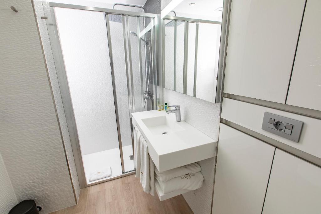 Koupelna v ubytování Luxury Apartment Boutique in Torres del Sol