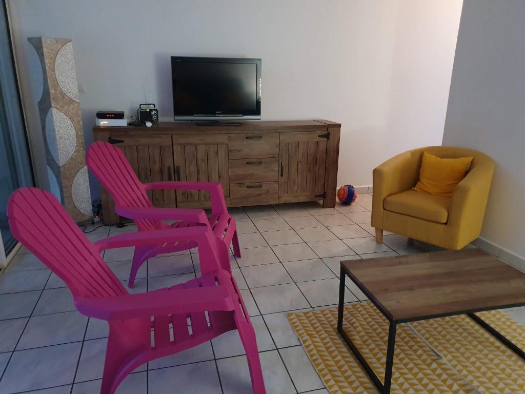 TV a/nebo společenská místnost v ubytování Beau T2 Passion Vacance