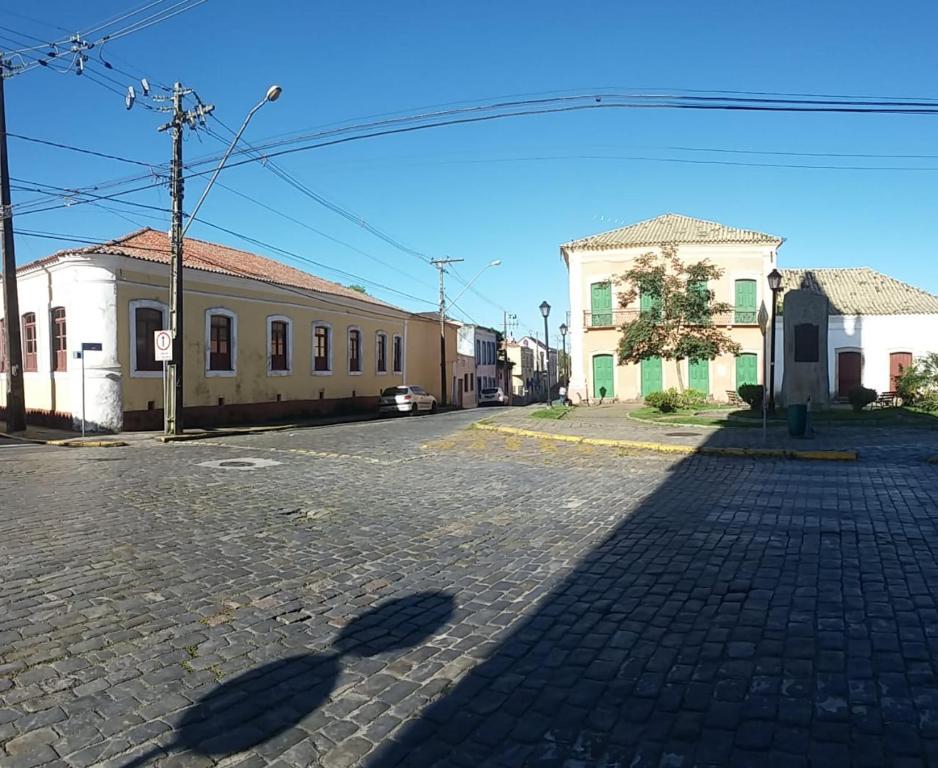  Casarao Tricentenario no Centro Historico de Paranagua