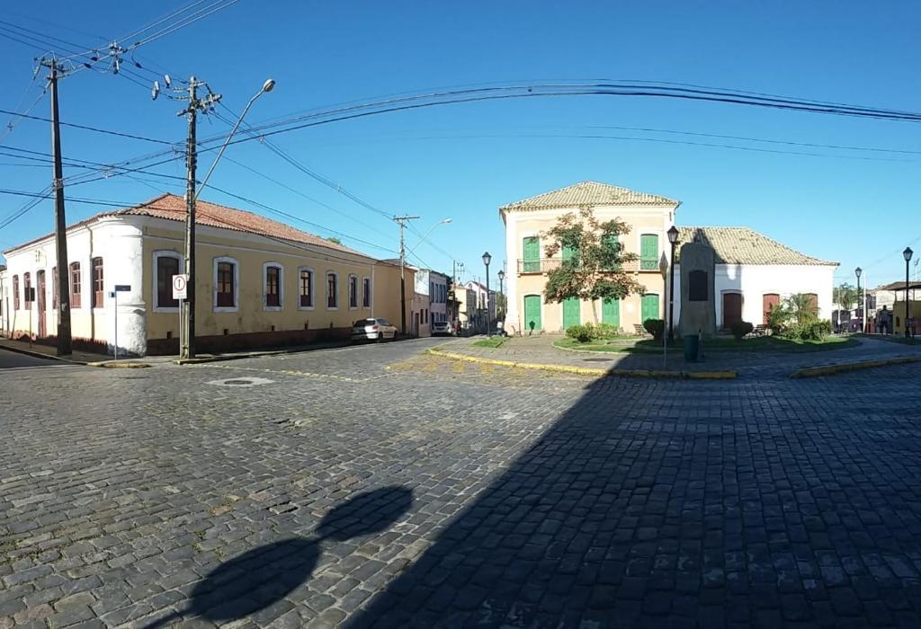 Casarao Tricentenario no Centro Historico de Paranagua