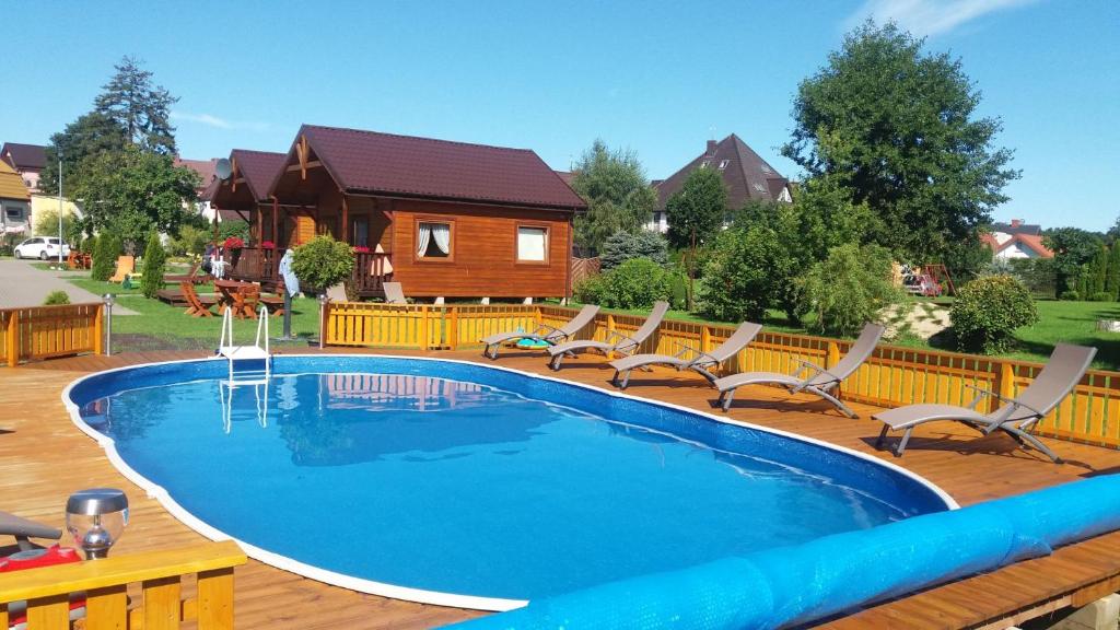 Bazén v ubytování Dom Wczasowy Laguna nebo v jeho okolí