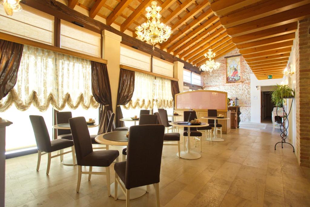Posezení v ubytování Hotel Asolo