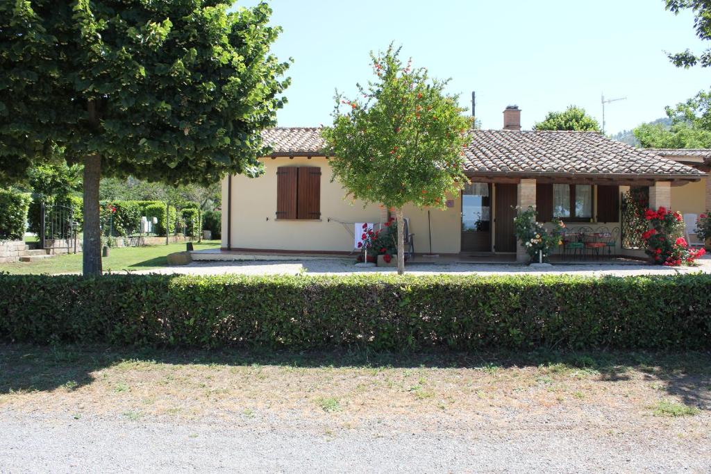 Vonkajšia záhrada v ubytovaní Agriturismo Casale del Contadino