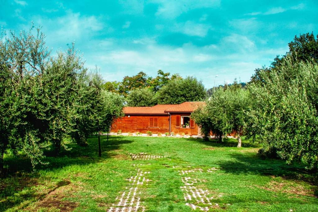 Zahrada ubytování 'O Chalet