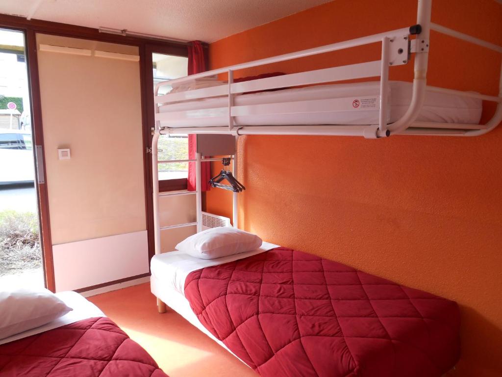 Premiere Classe Brest Gouesnou Aeroport - Habitación Triple