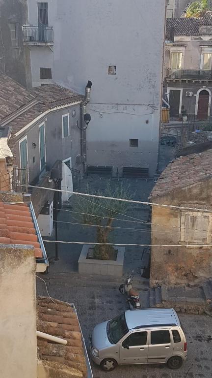 Budova, v ktorej sa apartmán nachádza