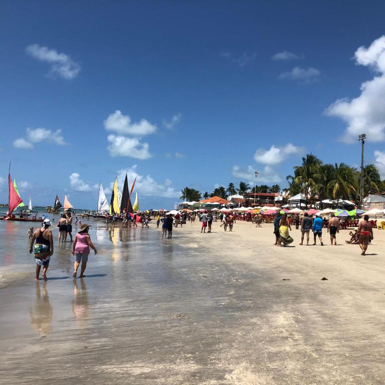  Praia e vila de Porto de Galinhas