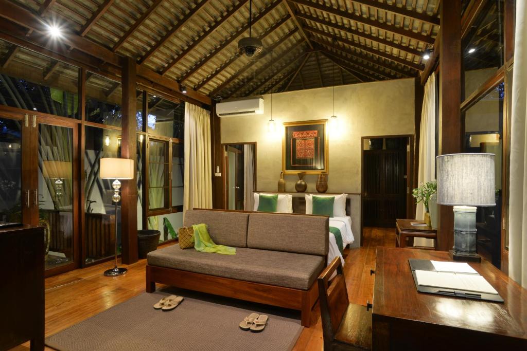 The Quarter Pai - 17