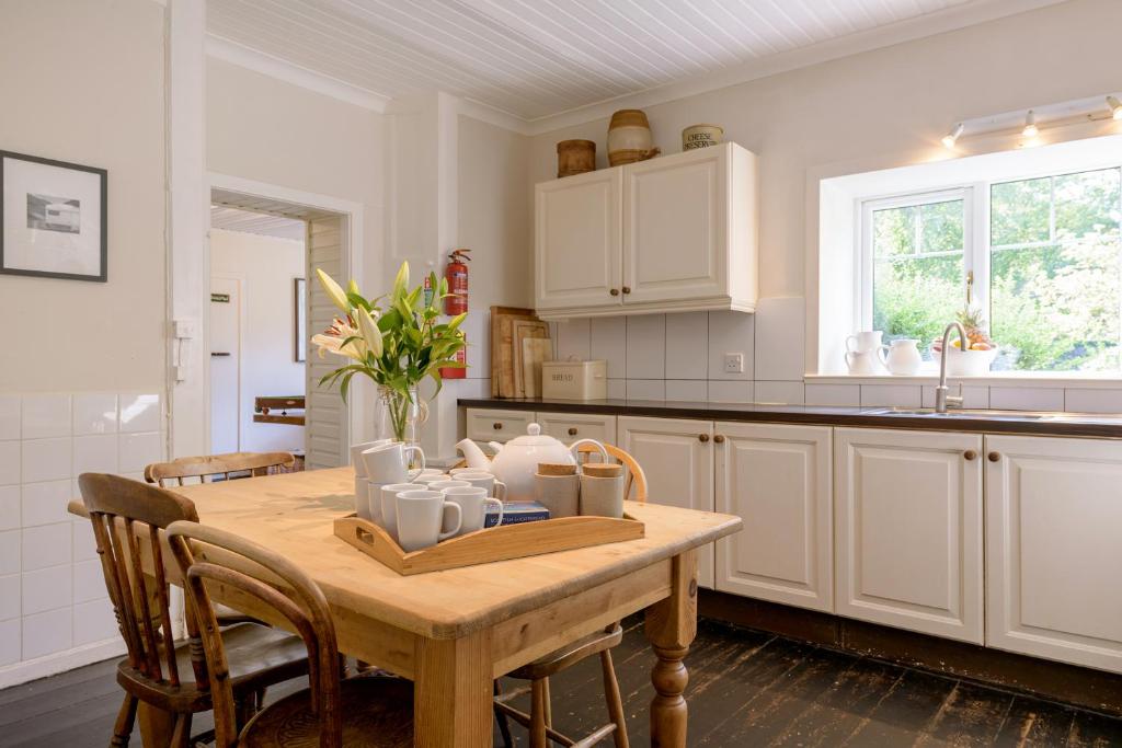Kuchyň nebo kuchyňský kout v ubytování Mansefield House