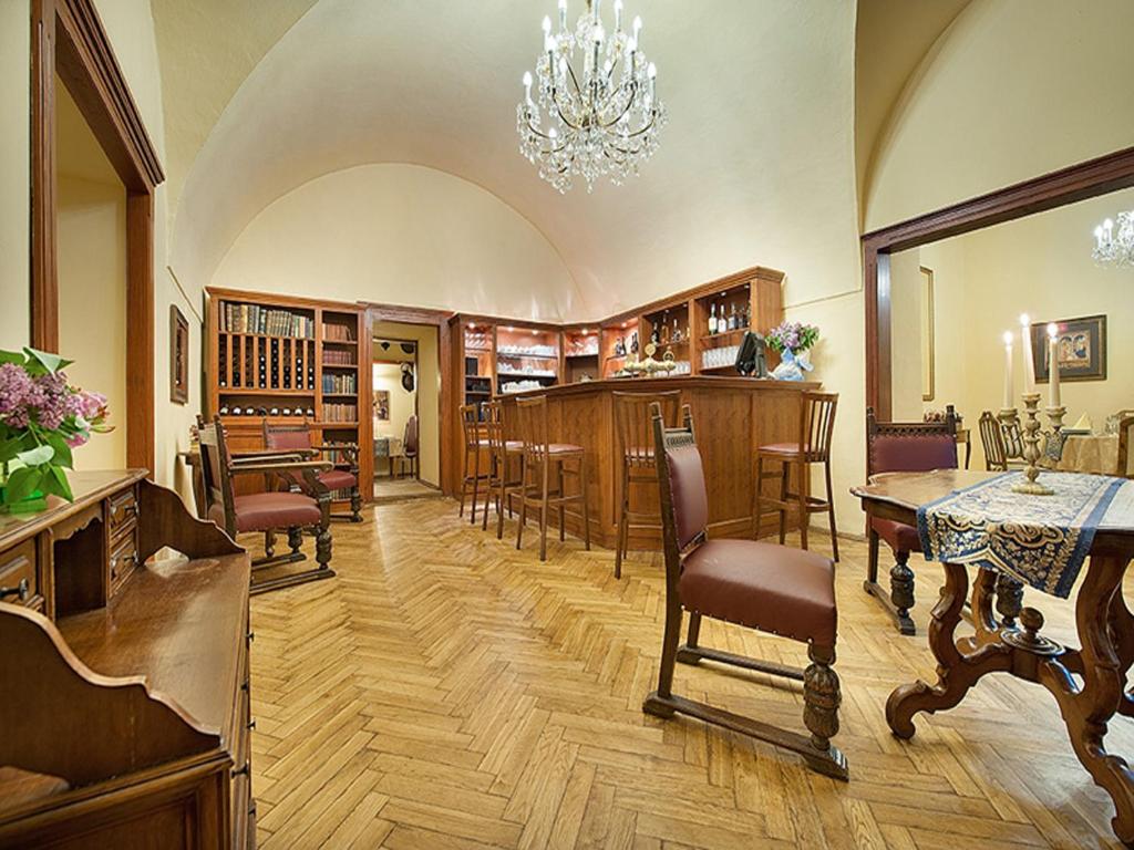 Posezení v ubytování EA Zamecky Hotel Hruba Skala